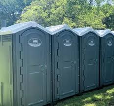 Best Deluxe Portable Toilet Rental  in Glouster, OH